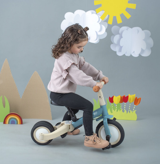 Triciclo Multifunción Gyro de 1 a 5 Años