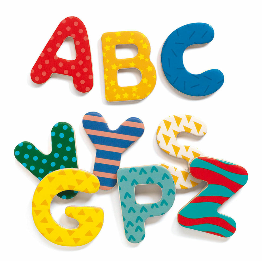 Magnetic 38 Letras Gigantes - Djeco