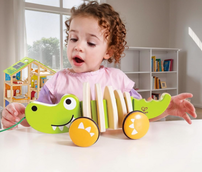 Walk-A-Long Croc (Caja Descolorida) - Hape