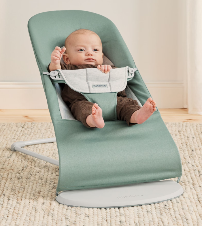 Hamaca Balance Soft Light Sage Woven Jersey - BabyBjörn