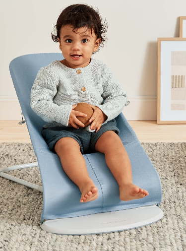 Hamaca Bliss Azul Acolchado Petalo Cotton - BabyBjörn