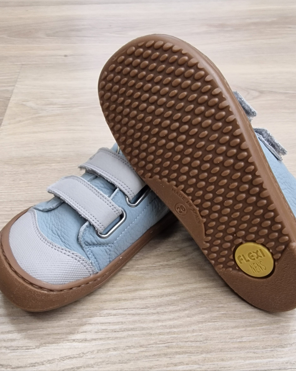 Deportiva Stone Gris Piso R Barefoot - Flexi Nens