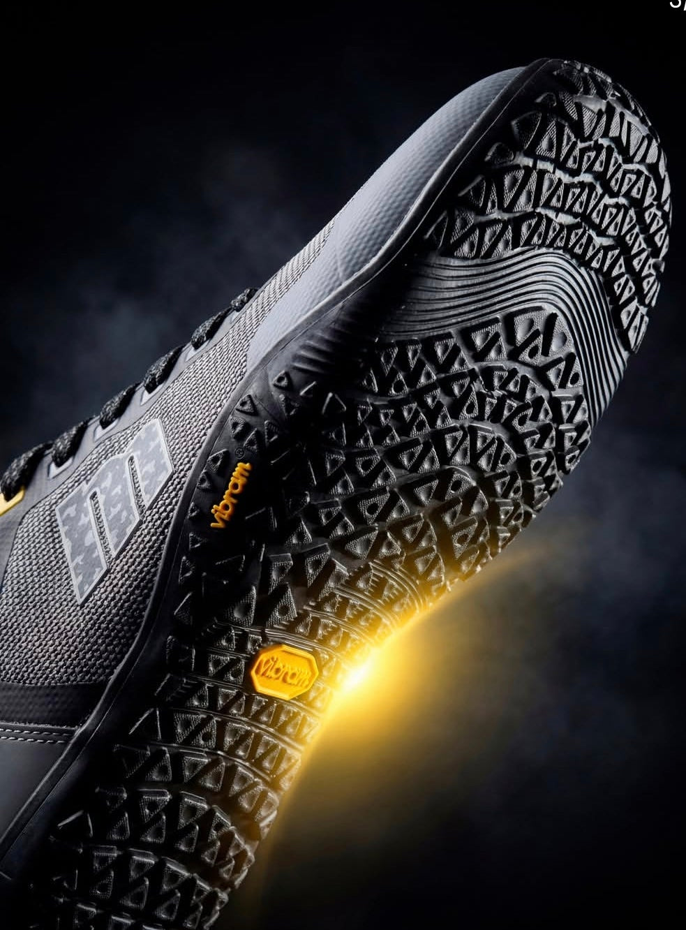 Free Vibram Hombre - Mustang