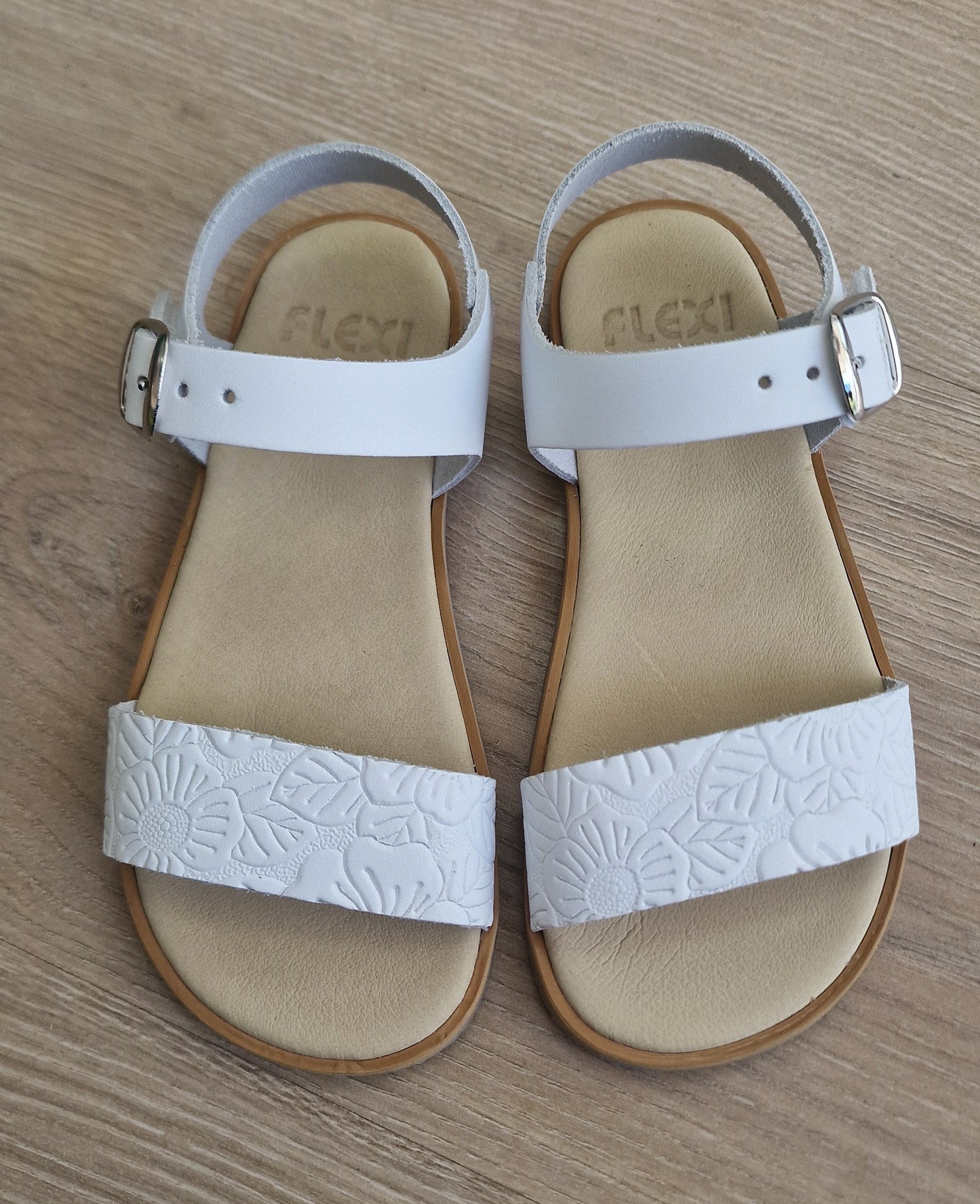 Sandalia Bot Bloom Blanco – Flexi Nens